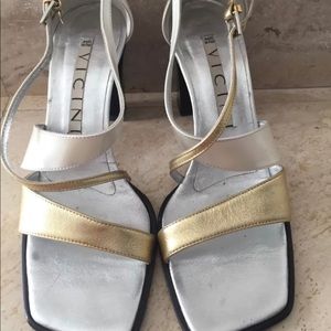 $425 VICINI GOLD/ SILVER /PEARL WHITE SANDALS SZ 6